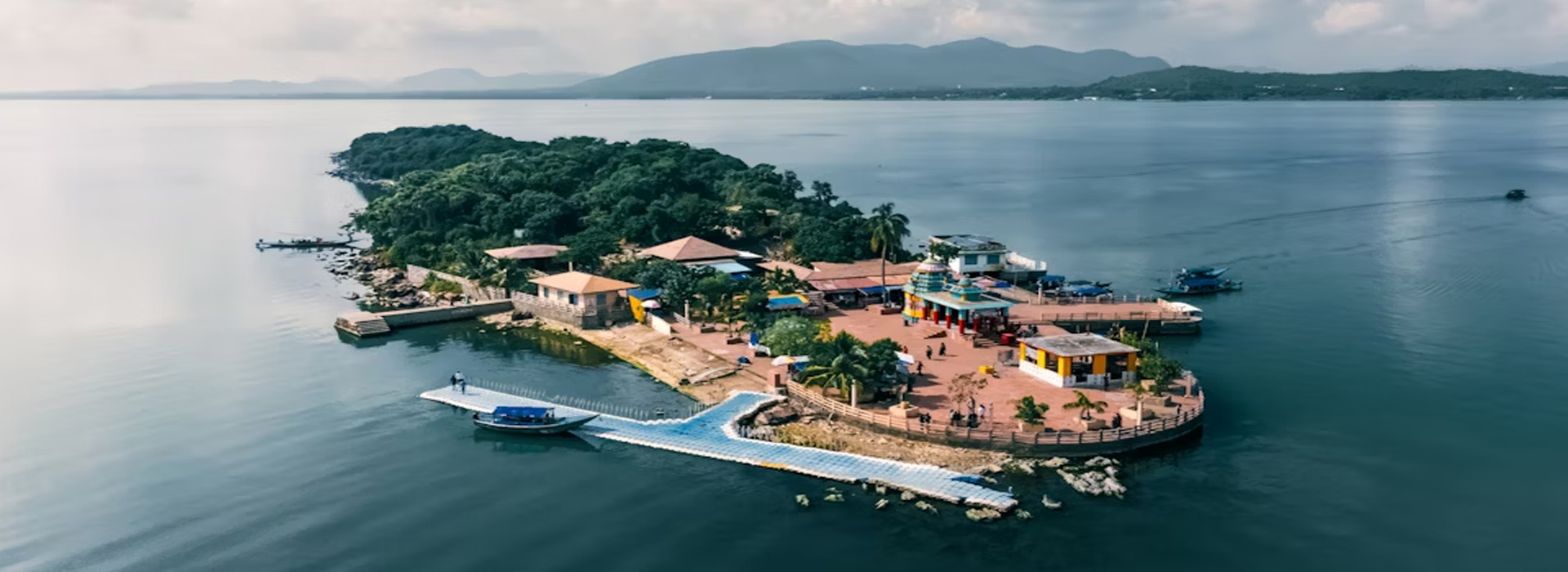 Honeymoon Tours, Hill station Tours, Wild Life Tours