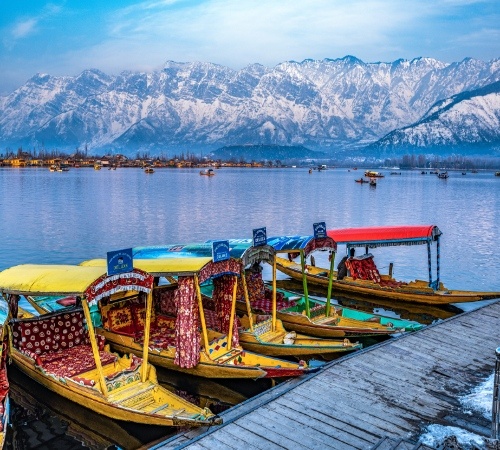Honeymoon Tour Package, Hill station Tours Package, Family tour Package, Solo Tour Package